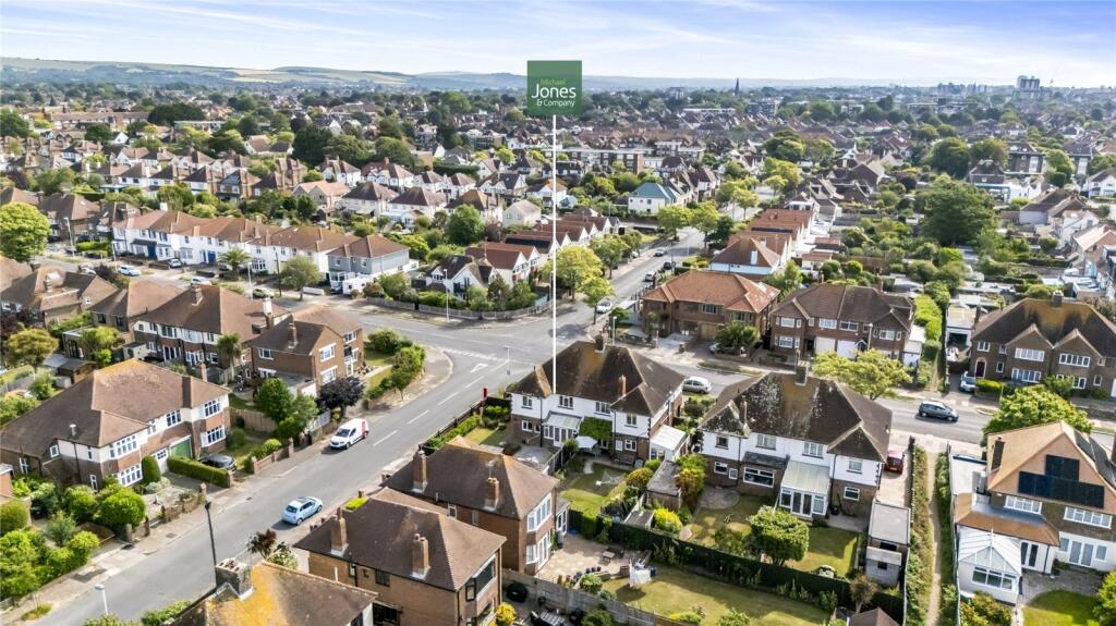 Additional image 19 of George V Avenue, Worthing, West Sussex, BN11