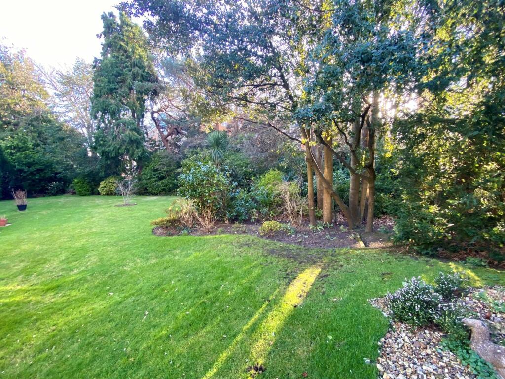 Additional image 13 of Lyndon Gate, 4 Chine Crescent Road, Bournemouth, BH2