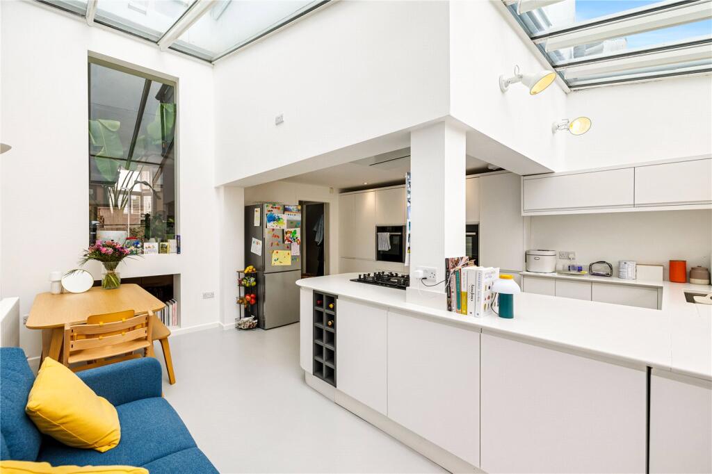 Additional image 9 of Clifton Street, Brighton, East Sussex, BN1