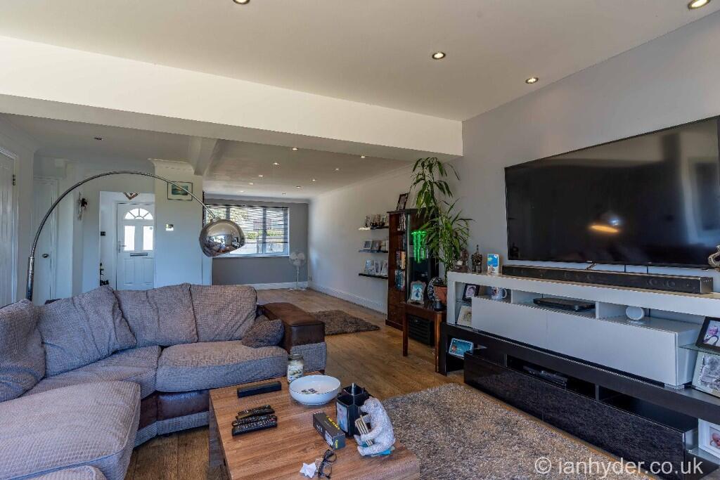 Additional image 20 of Grassmere Avenue, Telscombe Cliffs, East Sussex, BN10