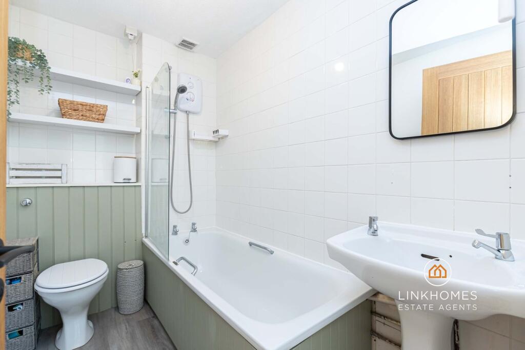 Additional image 8 of Hooke Close, Poole, BH17