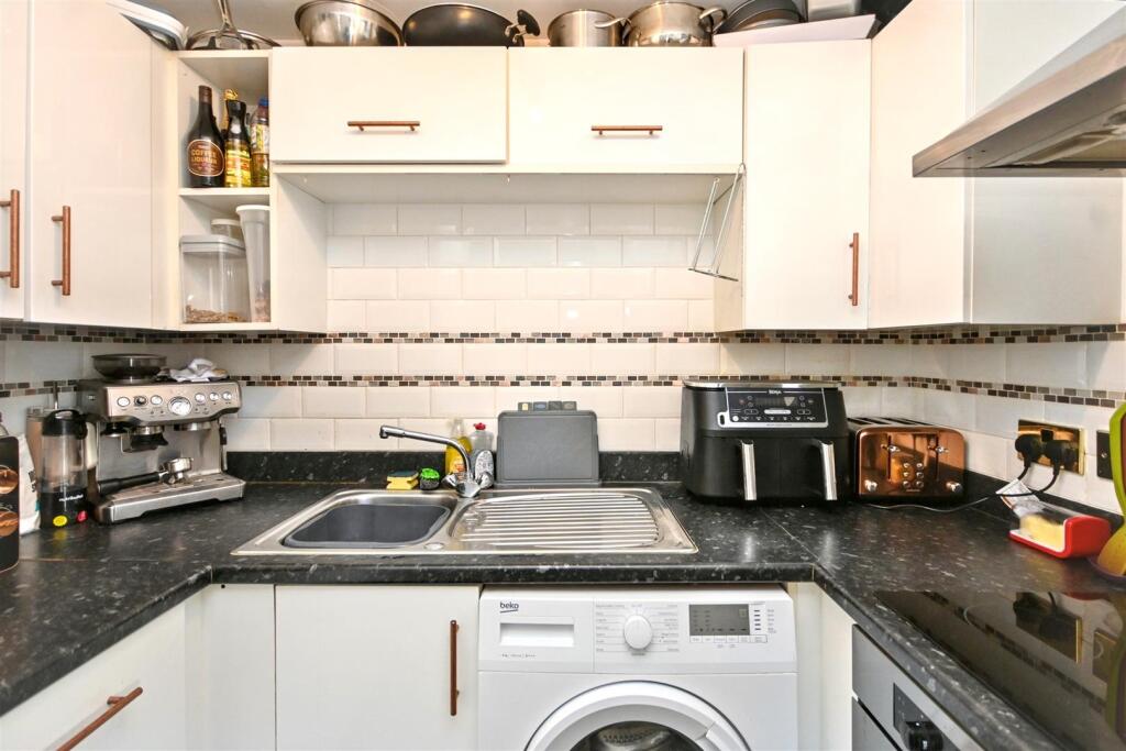 Additional image 10 of Groombridge Avenue, Eastbourne