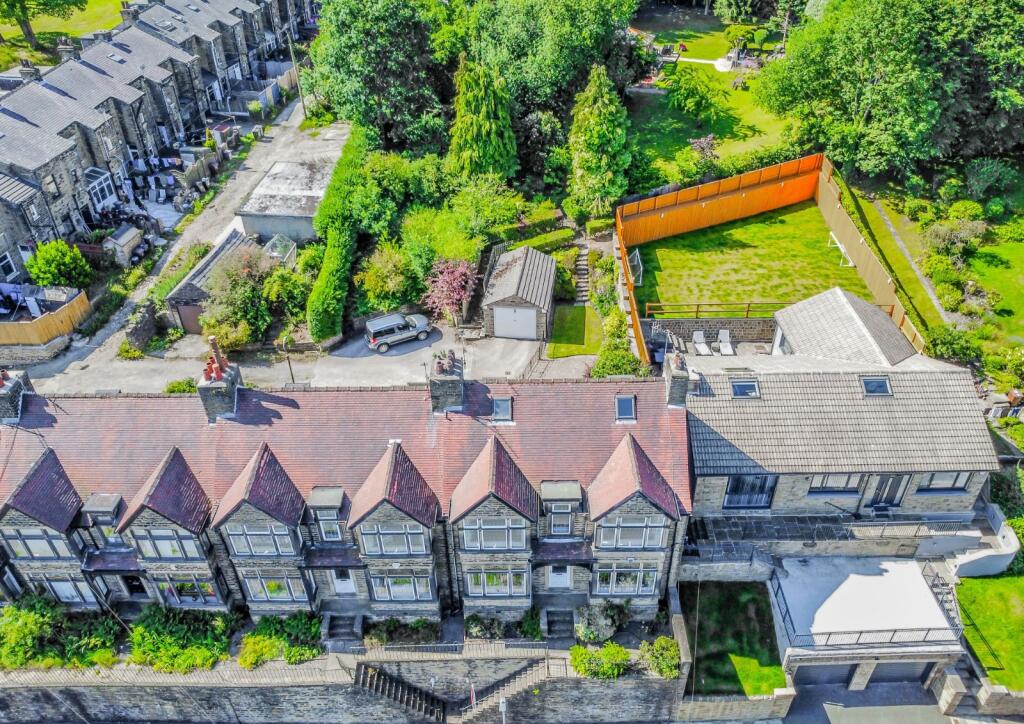 Additional image 31 of Hollingwood Mount, Great Horton, Bradford, BD7