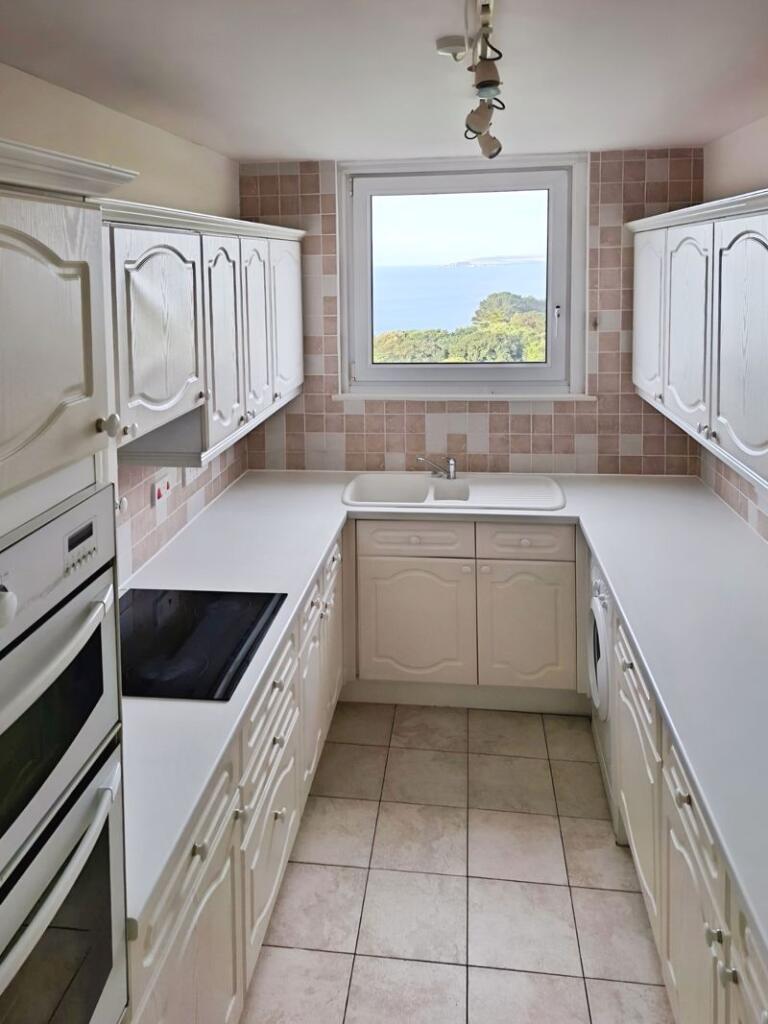 Additional image 3 of Admirals Walk West Cliff Road BH2 5HH