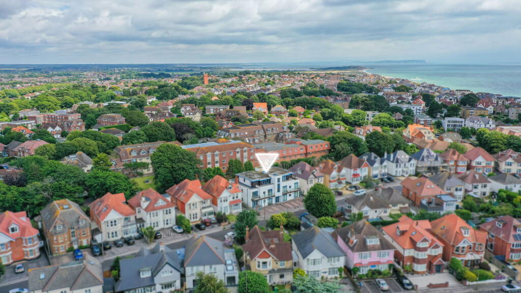 Additional image 2 of Stourcliffe Avenue, Southbourne, Bournemouth, Dorset, BH6 3PT