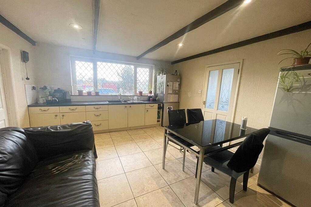 Additional image 6 of Victoria Road, Ferndown, Dorset, BH22