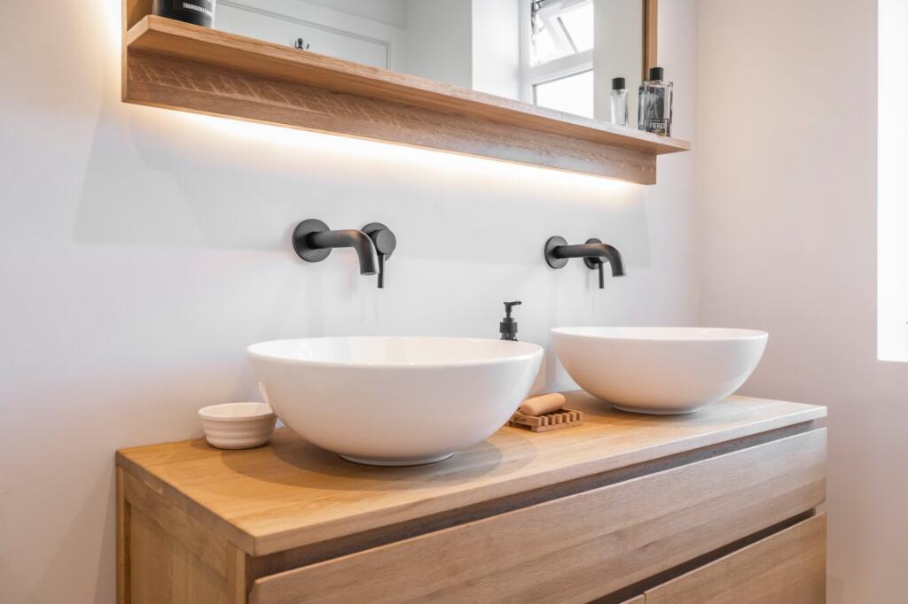 Additional image 14 of Woodleaze Close, Broadstone, Dorset, BH18