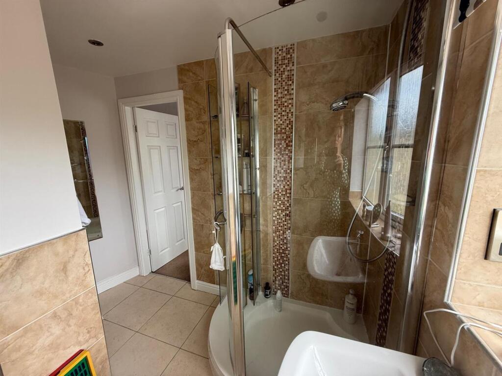 Additional image 14 of Curlew Court, Steeton