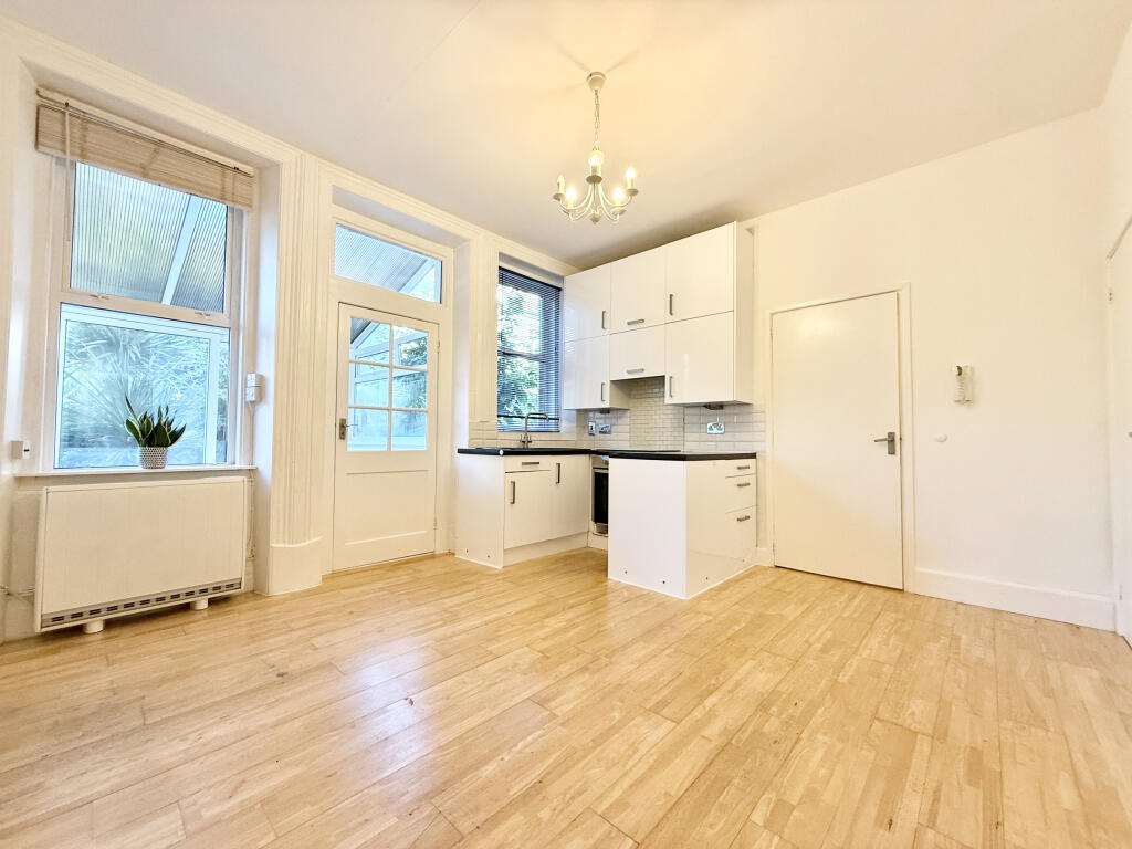 Primary image of Sea Road, Boscombe, Bournemouth, BH5