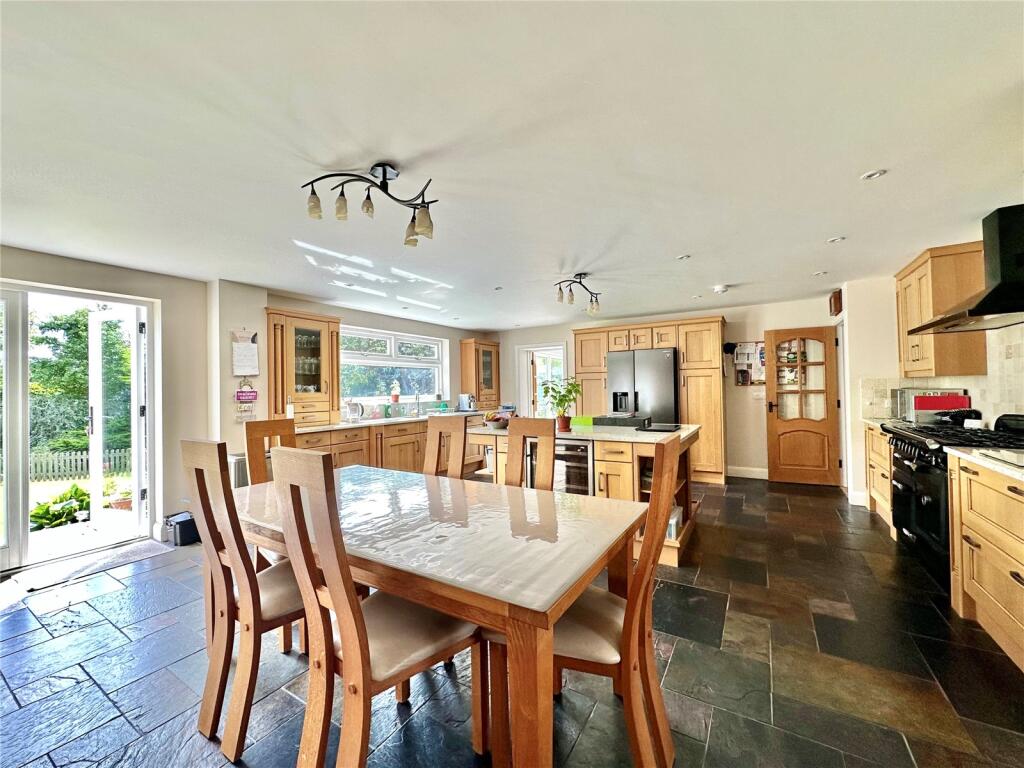 Additional image 19 of Park Avenue, Eastbourne, East Sussex, BN21