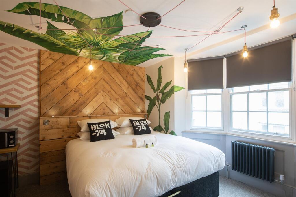 Additional image 12 of Broad Street and Middle Street, Brighton