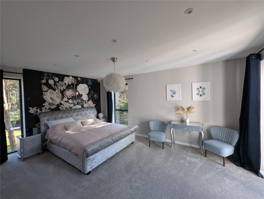 Additional image 20 of Avon Castle Drive, Ringwood, BH24