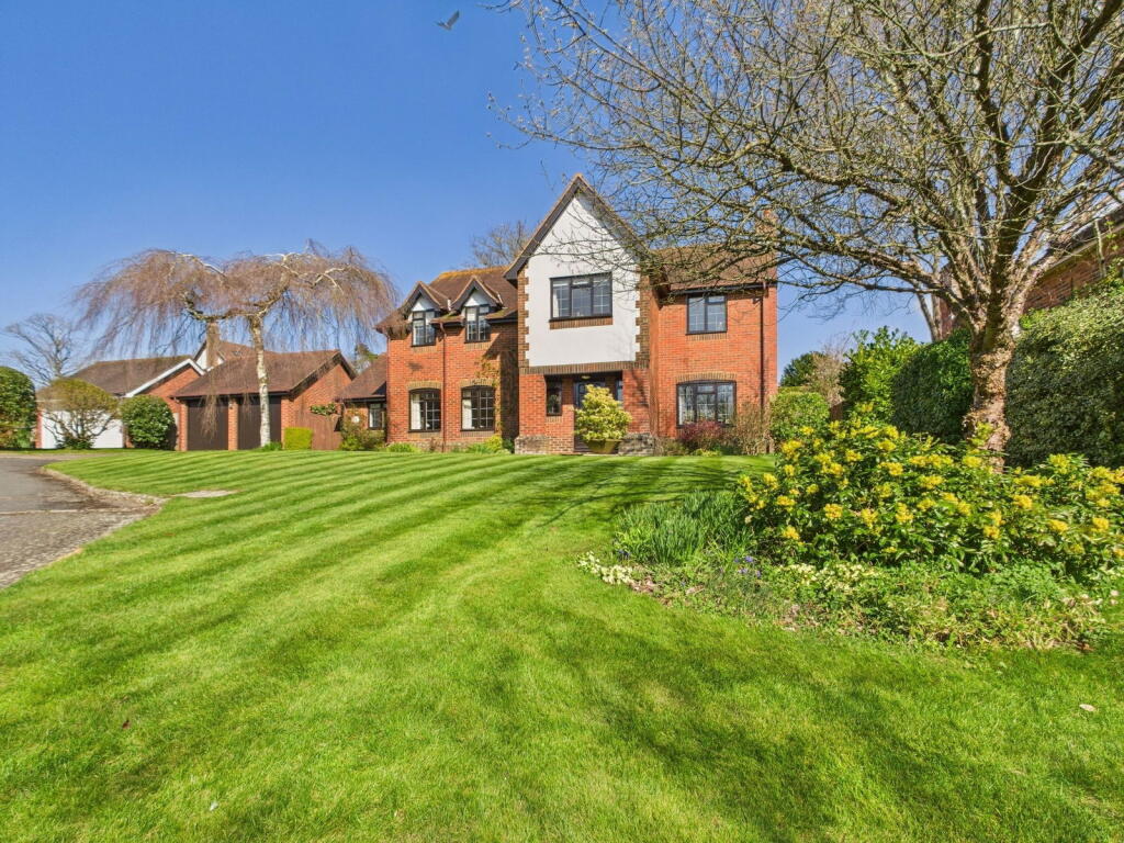 Additional image 37 of Fox Lea, Findon Village, Worthing BN14 0XB
