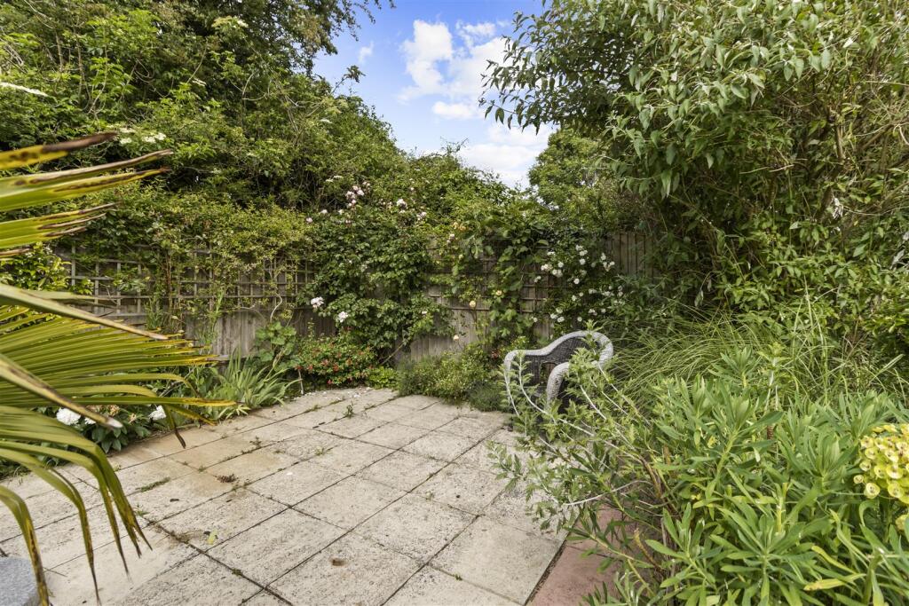 Additional image 37 of Crown Hill, Seaford