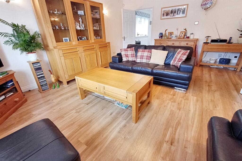 Additional image 7 of Verwood