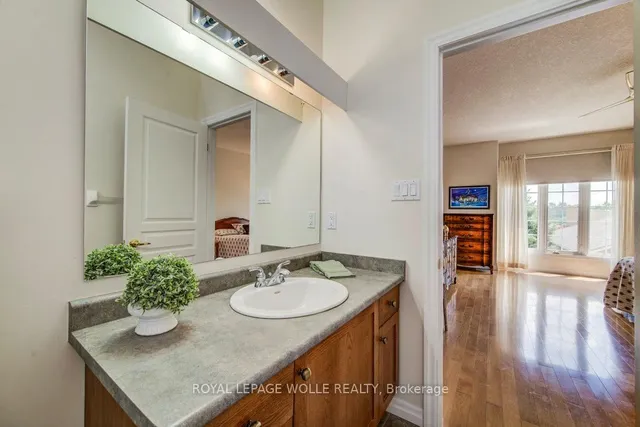 Additional image 26 of 165 Chandos Dr Unit 3