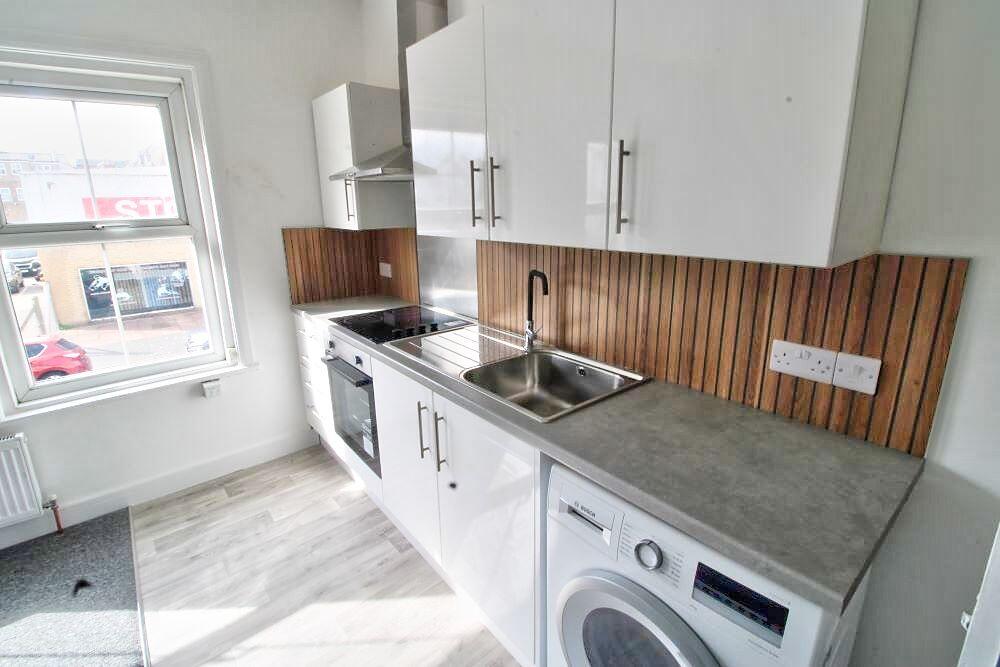 Additional image 8 of Tideswell Road, Eastbourne, BN21 3RG