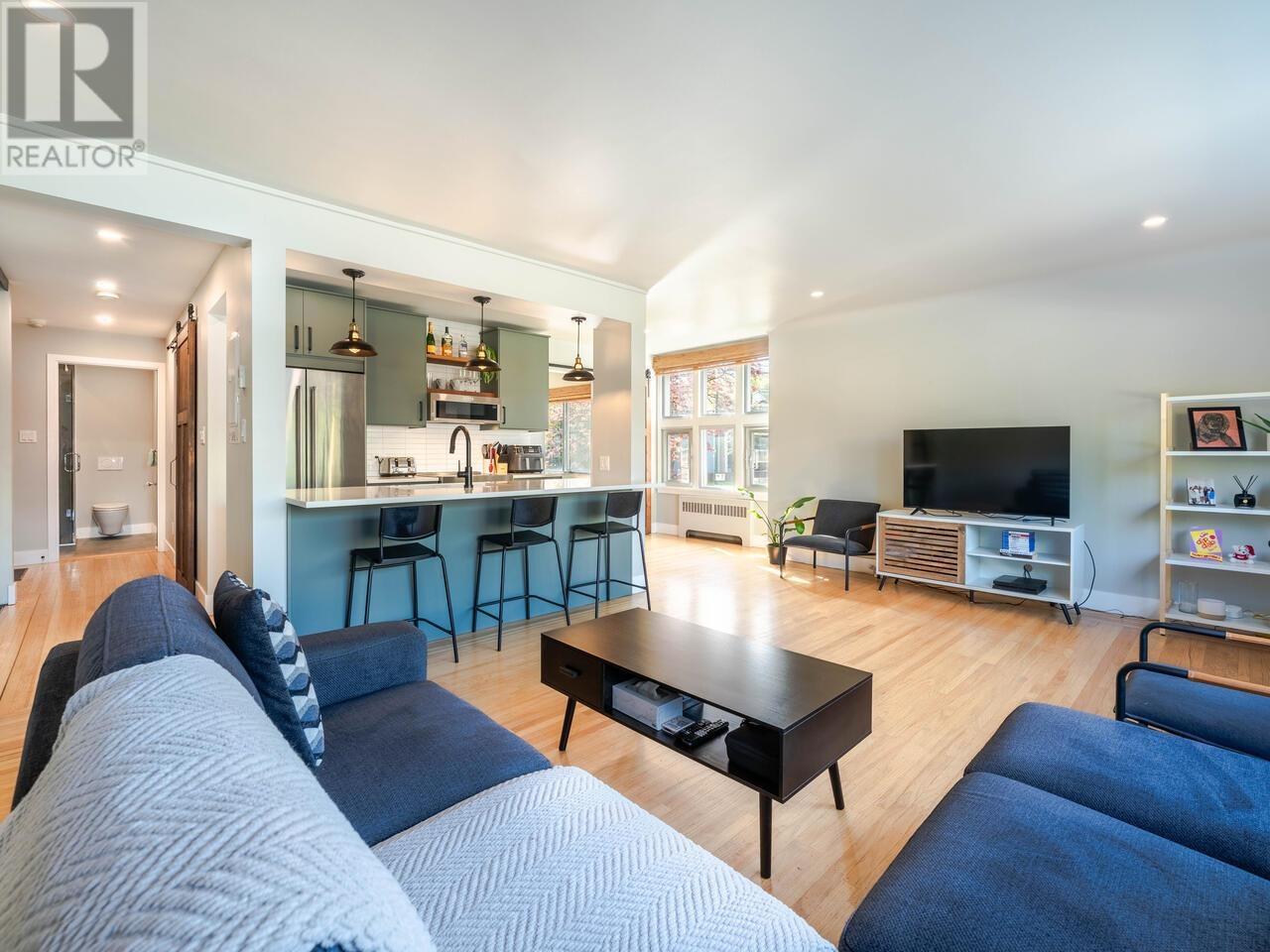 103 2776 PINE STREET|Vancouver, British Columbia V6J3G2