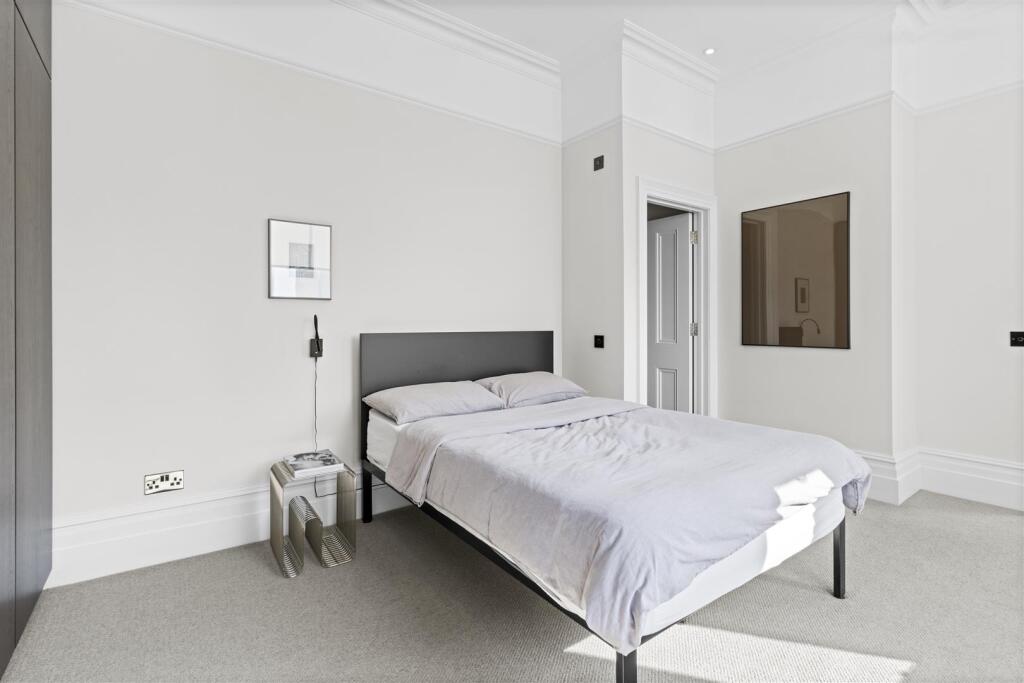 Additional image 7 of 21 Compton Street, Eastbourne