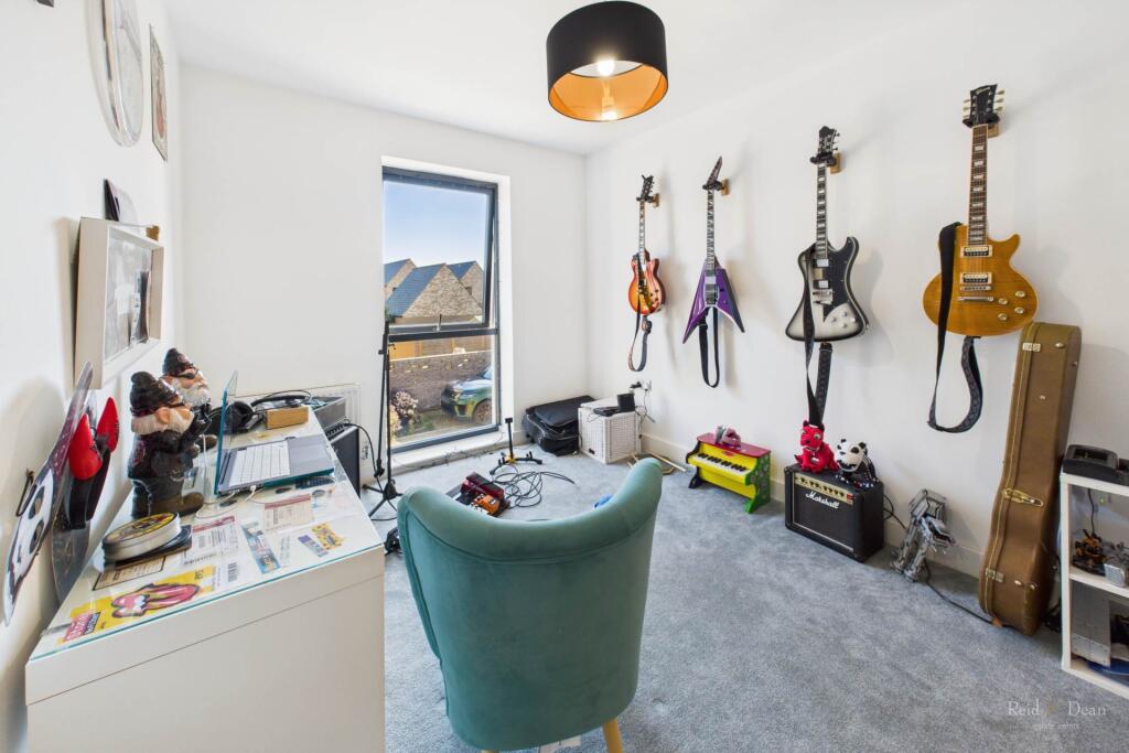 Additional image 18 of Macauley Drive, Eastbourne