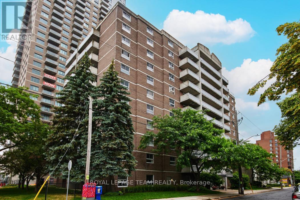1010 - 110 FORWARD AVENUE|Ottawa, Ontario K1Y4S9