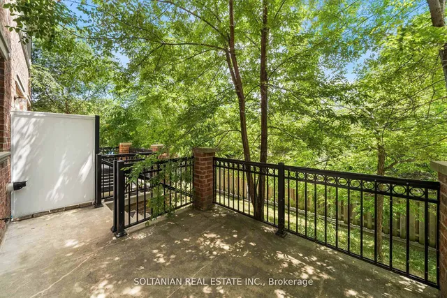 Additional image 32 of 25 Slingsby Lane