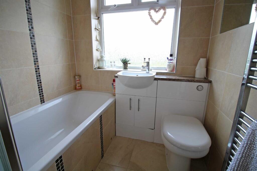 Additional image 10 of Christchurch Road, Barton On Sea, Hampshire, BH25