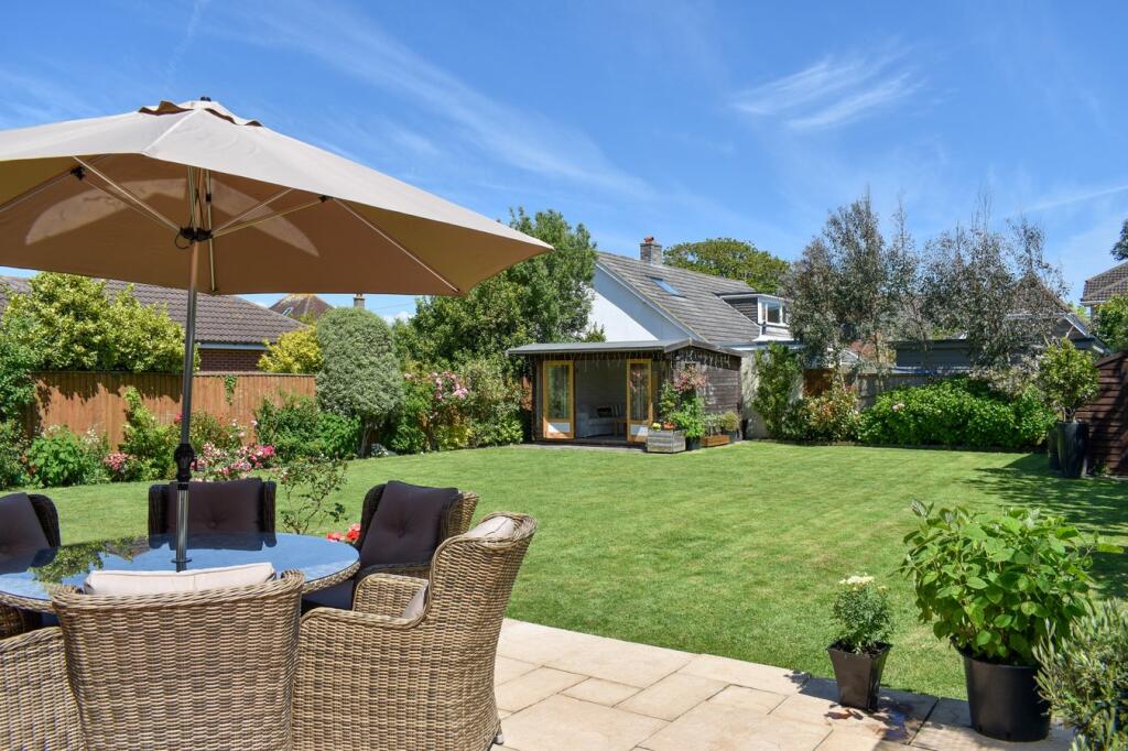 Additional image 23 of Barton Drive, Barton on Sea, New Milton, BH25