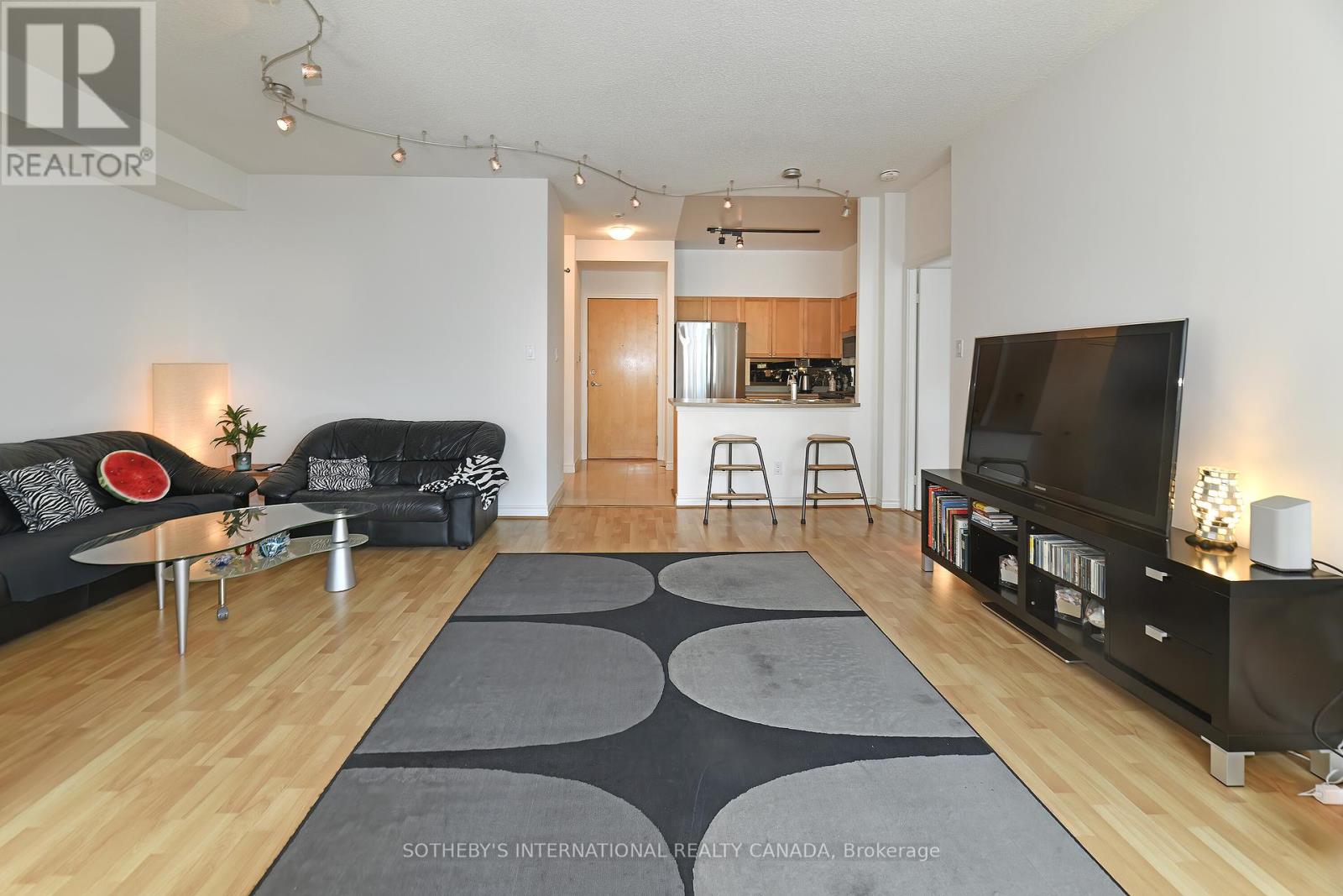 SP10 - 600 QUEENS QUAY W|Toronto (Waterfront Communities), Ontario M5V3M3