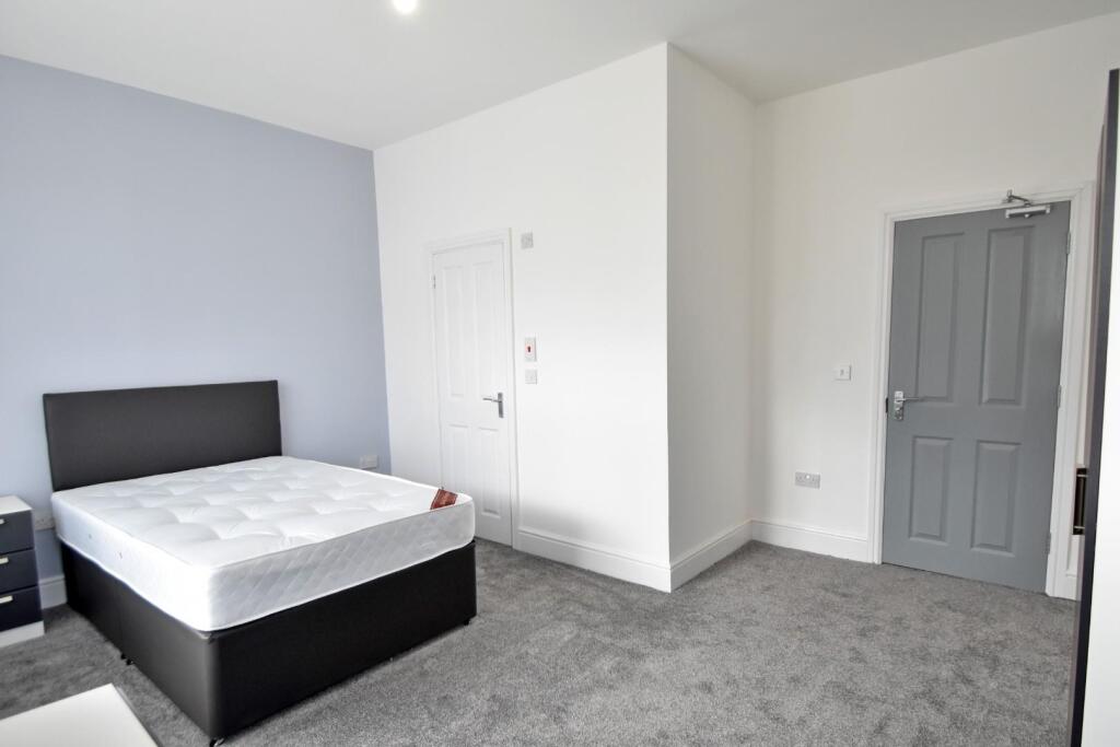 Additional image 5 of Milner Avenue, Seedfield, Bury