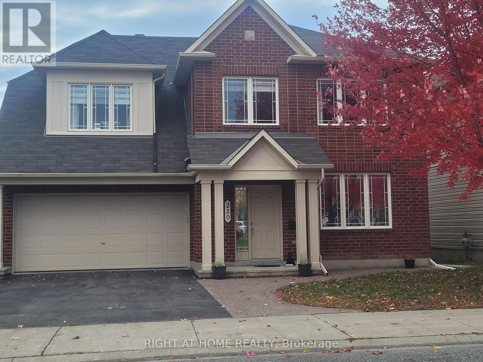 239 HIGHPOINTE CRESCENT|Ottawa, Ontario K2J5N8