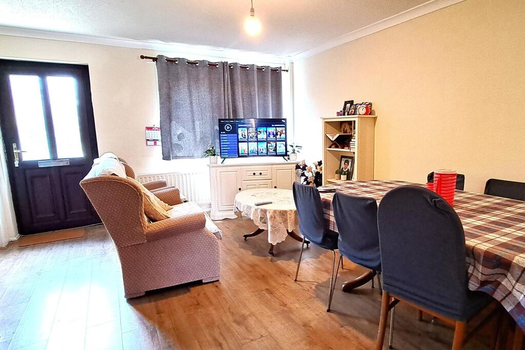 Additional image 4 of Brownsea Close New Milton BH25 5UG