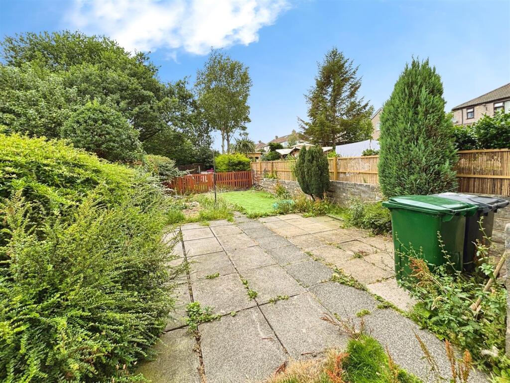 Additional image 14 of Larch Hill Crescent, Bradford, BD6 1DR