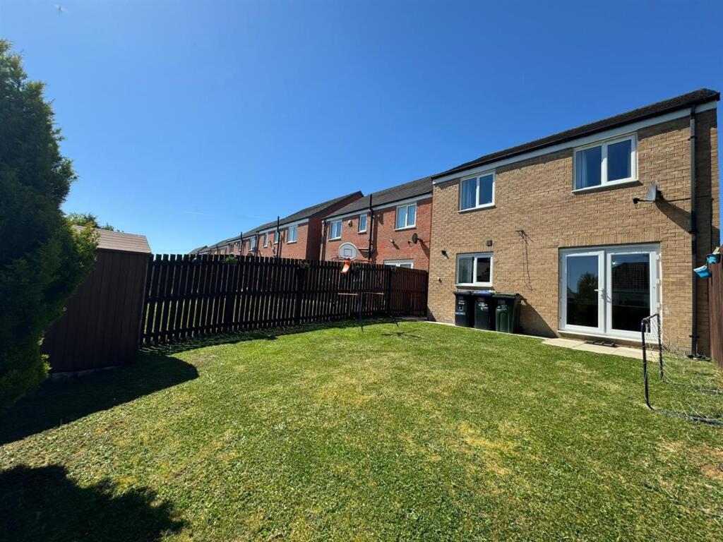 Additional image 26 of Dukes Avenue, Bradford