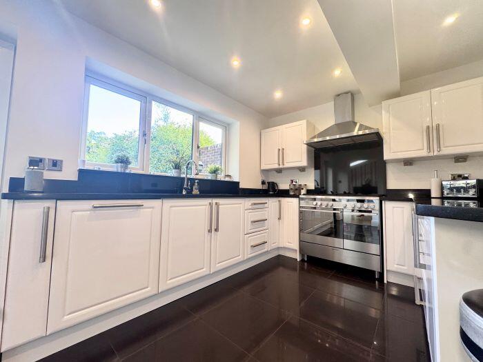 Additional image 12 of 6 Manorfield Close, Bolton, BL1 6BN