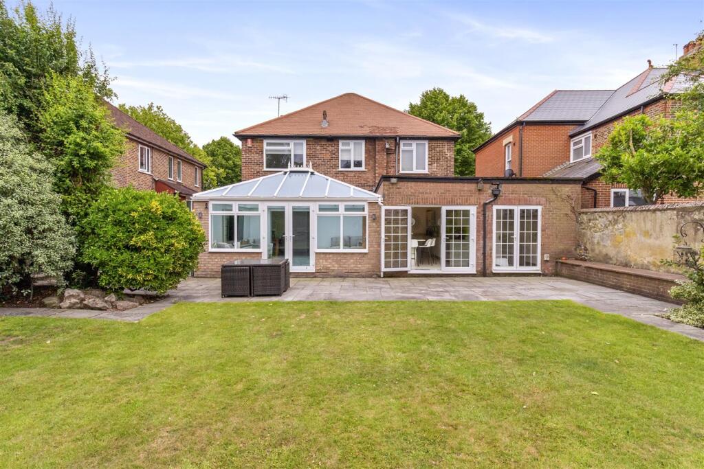 Additional image 27 of Chesswood Road, Worthing