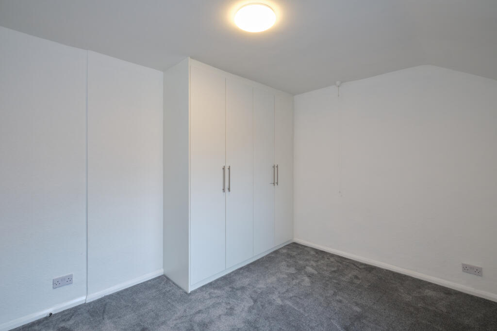 Additional image 24 of Warley Road, Oldbury, B68