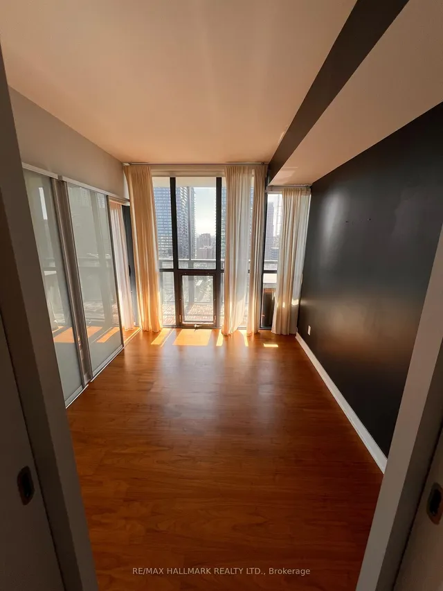Additional image 5 of 110 Charles St Unit 3105