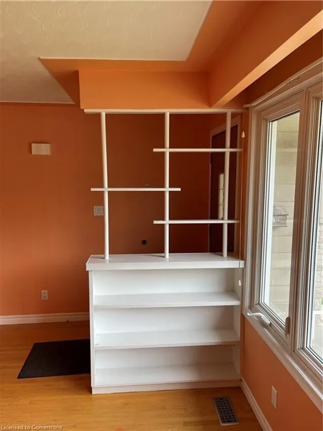 Additional image 4 of 193 Holborn Dr