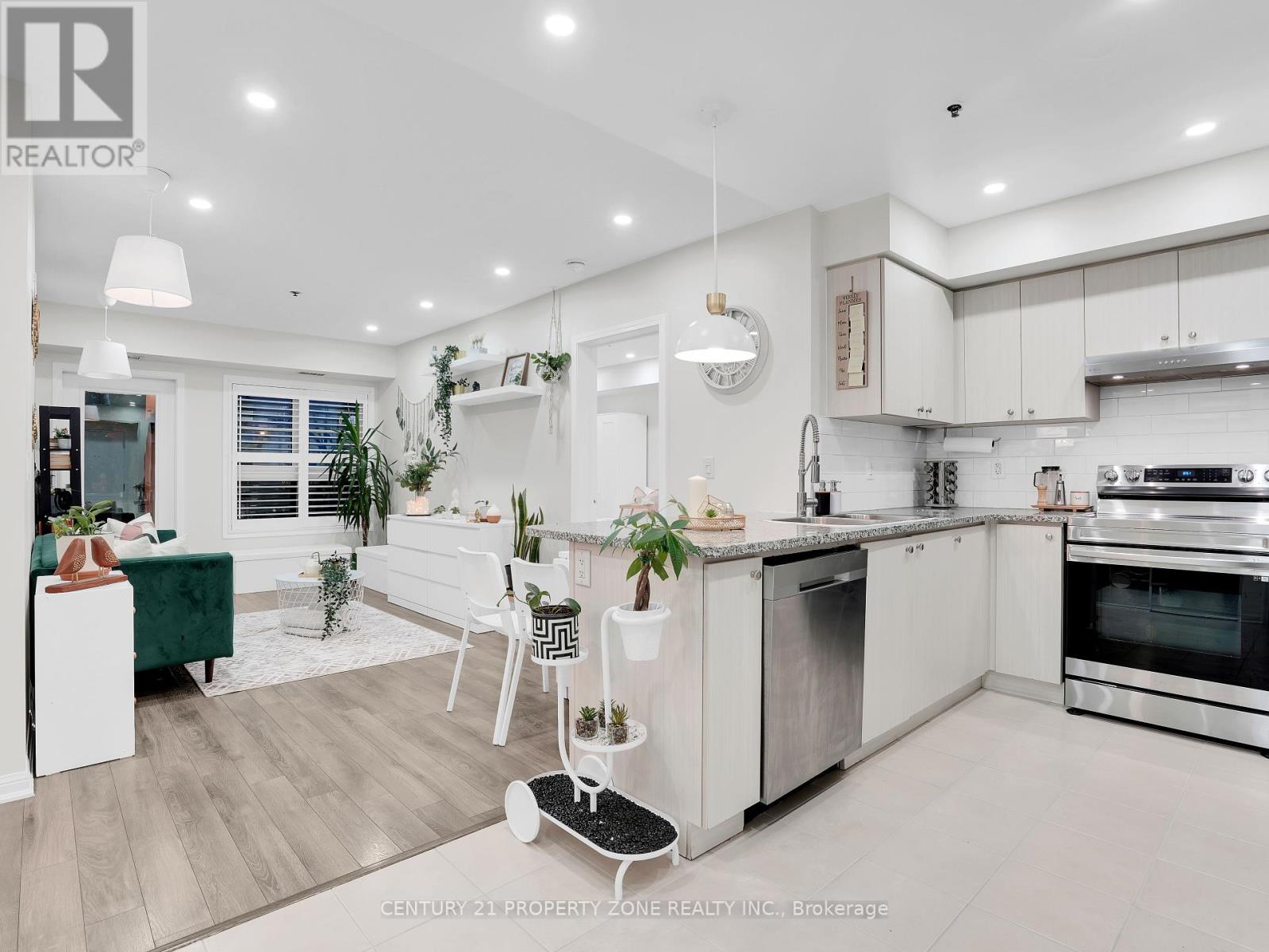 205 - 70 BAYCLIFFE CRESCENT|Brampton (Northwest Brampton), Ontario L7A0Z5