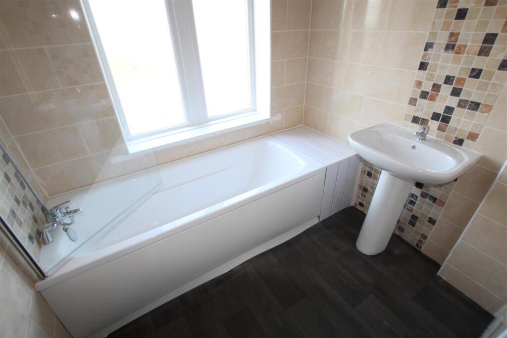 Additional image 5 of Leylands Lane, Bradford, BD9