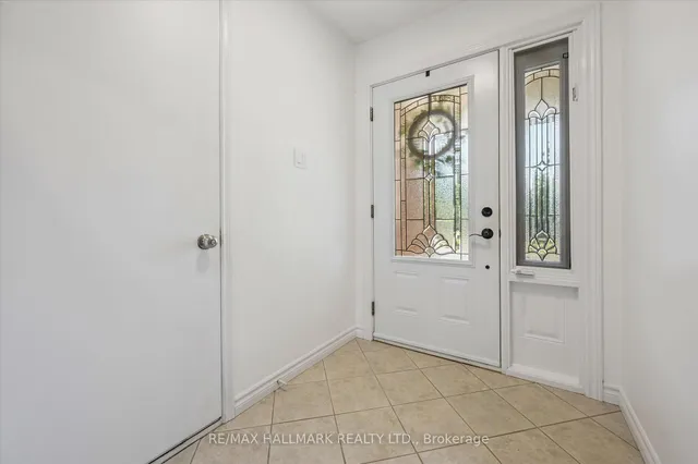 Additional image 4 of 32 Warwick Crt
