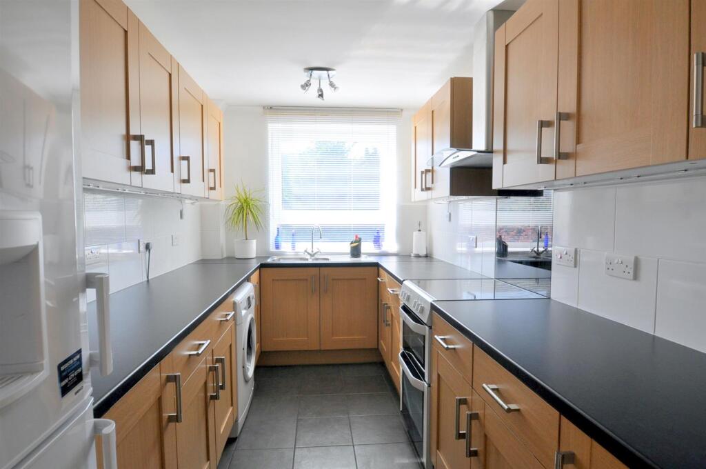 Additional image 5 of Hoo Gardens, Willingdon Village, Eastbourne