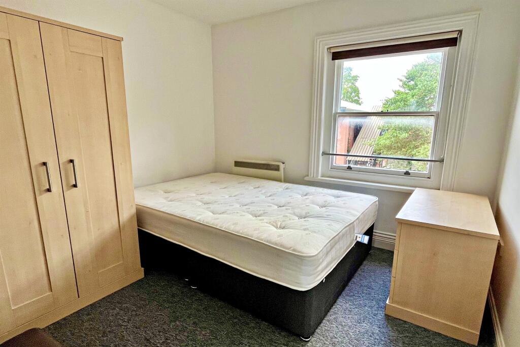 Additional image 6 of Broadstone