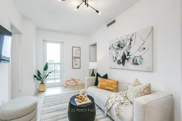 Additional image 6 of 500 Wilson Ave Unit 701