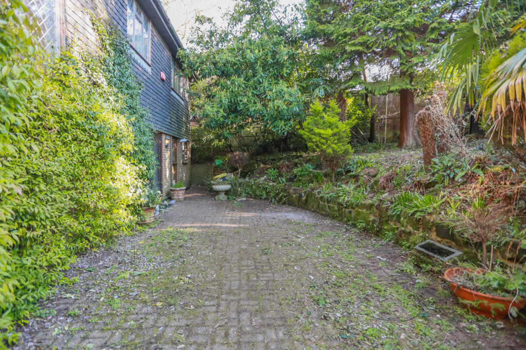 Additional image 24 of Withdean Road, Brighton, BN1