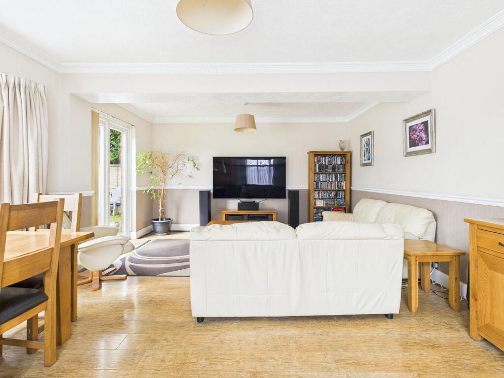 Additional image 2 of Cecilian Avenue, Worthing, BN14 8AU