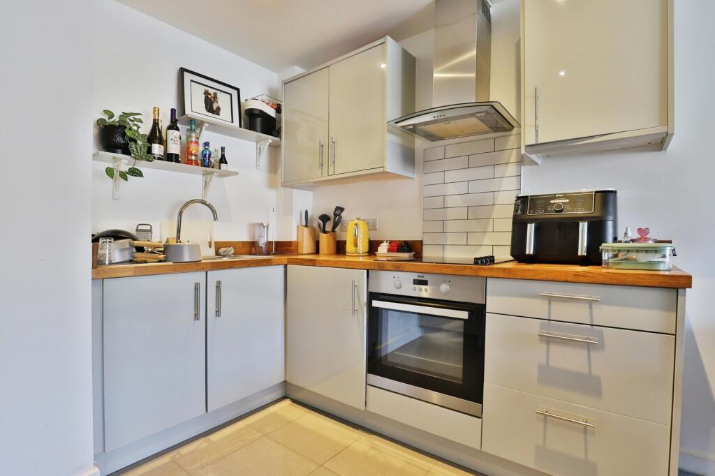 Additional image 18 of Barrack Road, Christchurch, Dorset, BH23