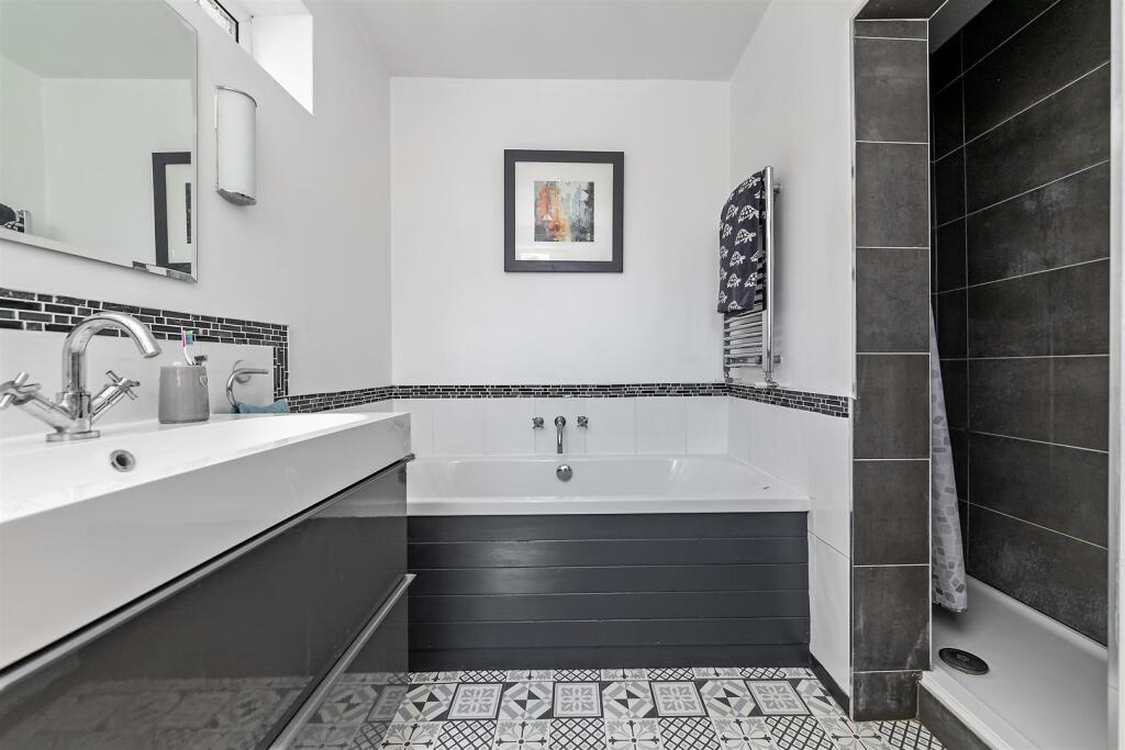 Additional image 14 of Stanley Avenue, St. Albans