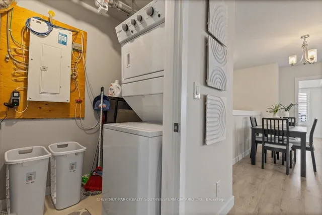 Additional image 25 of 166 Rochefort St Unit B